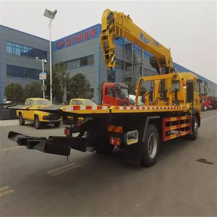 涞源县附近小随车吊出租电话，轻松解决搬运烦恼